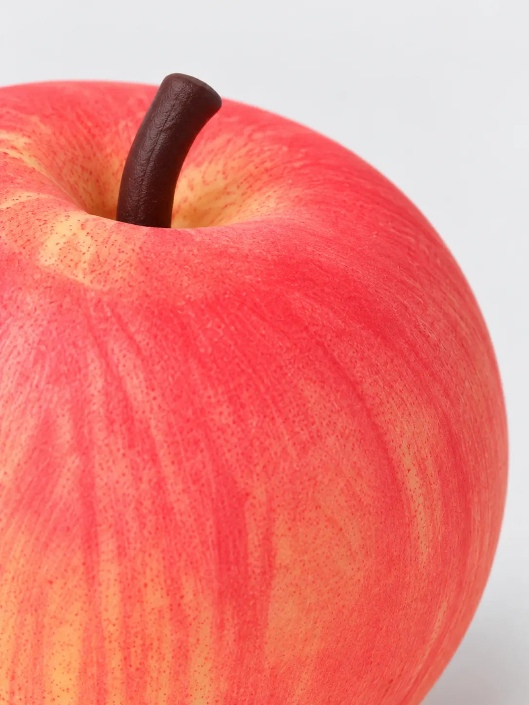 Realistic Apple Slow-Rising Squeeze Toy