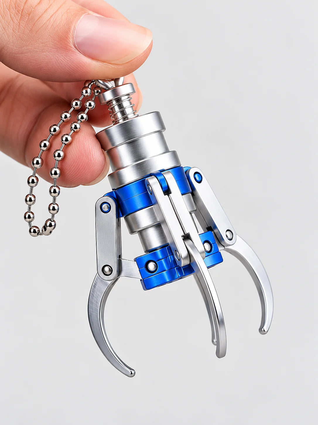 Mini Arcade Claw Grabber Keychain